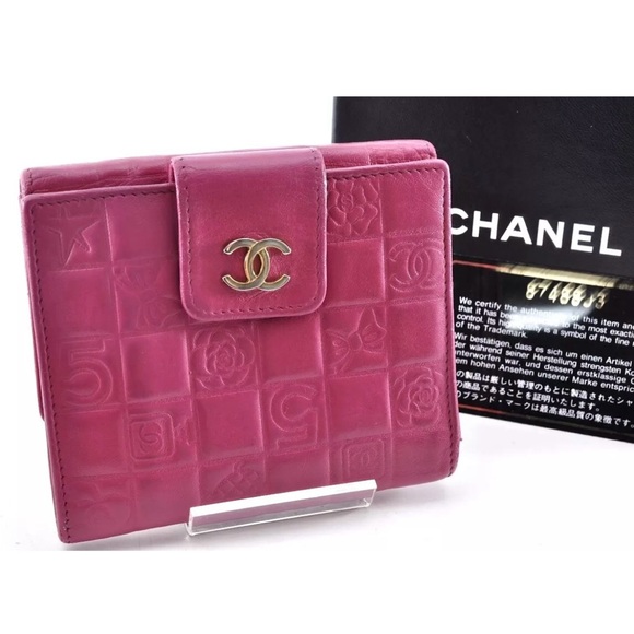 EUC Chanel Coco Mark 2005 Icon Bi-Fold Wallet Leather Pink w/Sticker,Card+Box - Picture 1 of 17